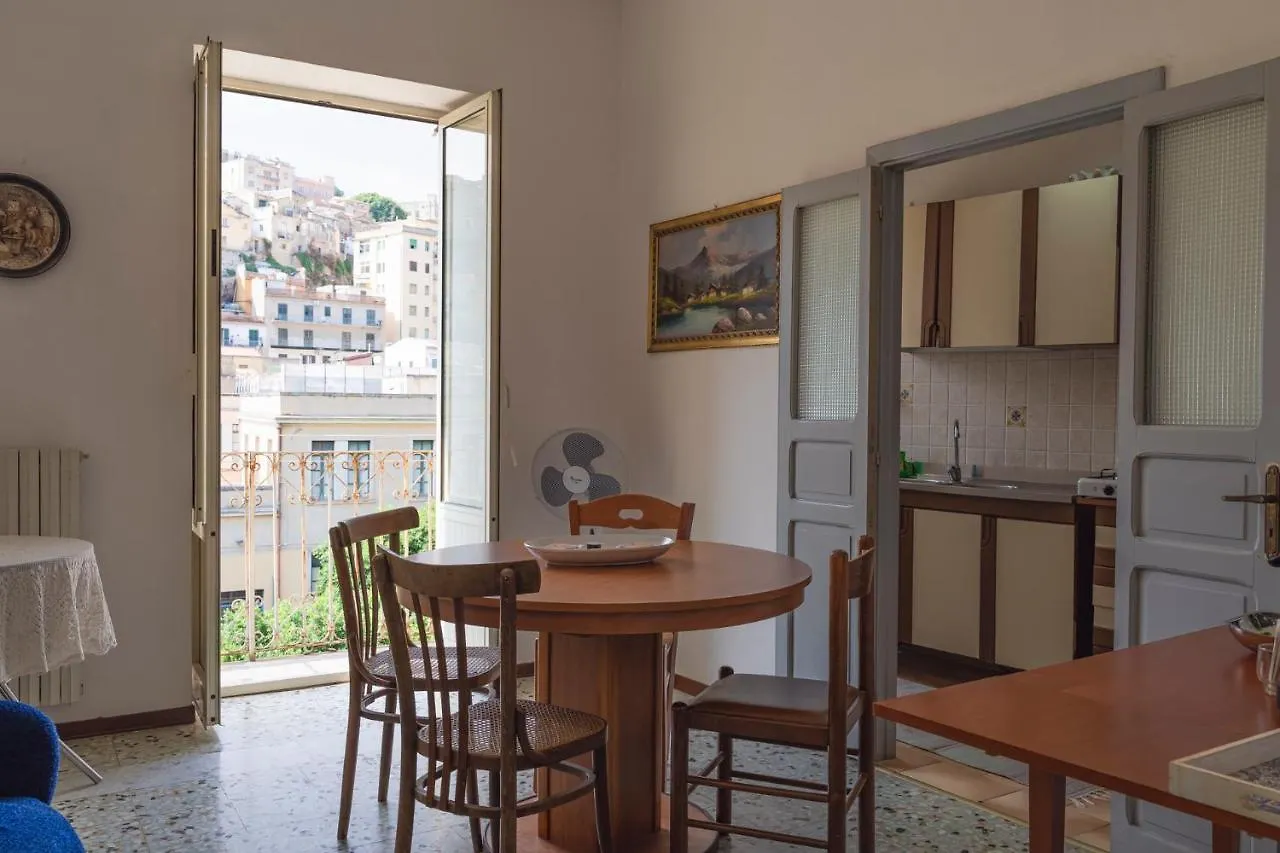 Casa Bellizzi Διαμέρισμα Μόντικα 0*,